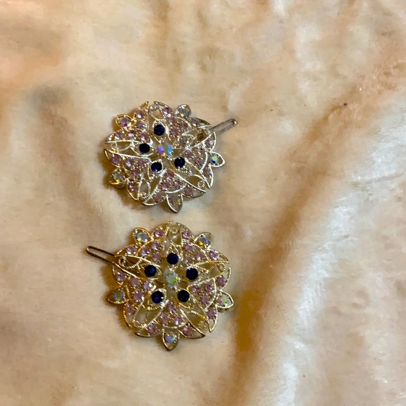 NIP So pretty silver hairclasps w/multicolored stones - Picture 2 of 4